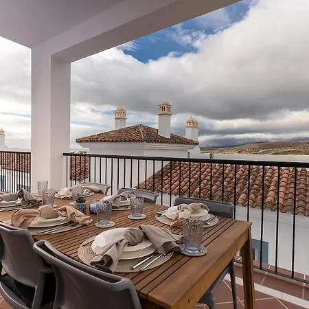 Apartamento Paraiso Pueblo Stunning Views 3 Bedroom Estepona