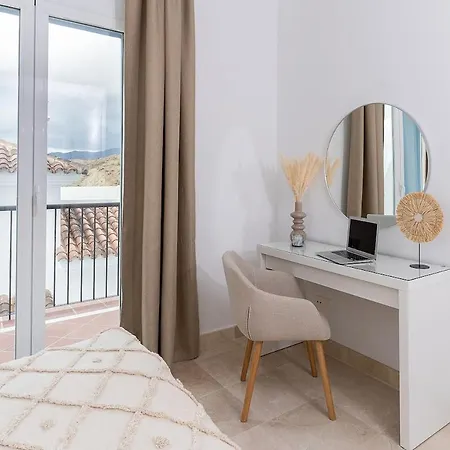 Lejlighed Paraiso Pueblo Stunning Views 3 Bedroom Estepona