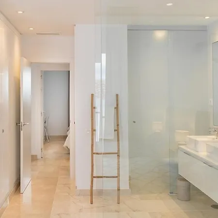 Paraiso Pueblo Stunning Views 3 Bedroom Apartamento Estepona